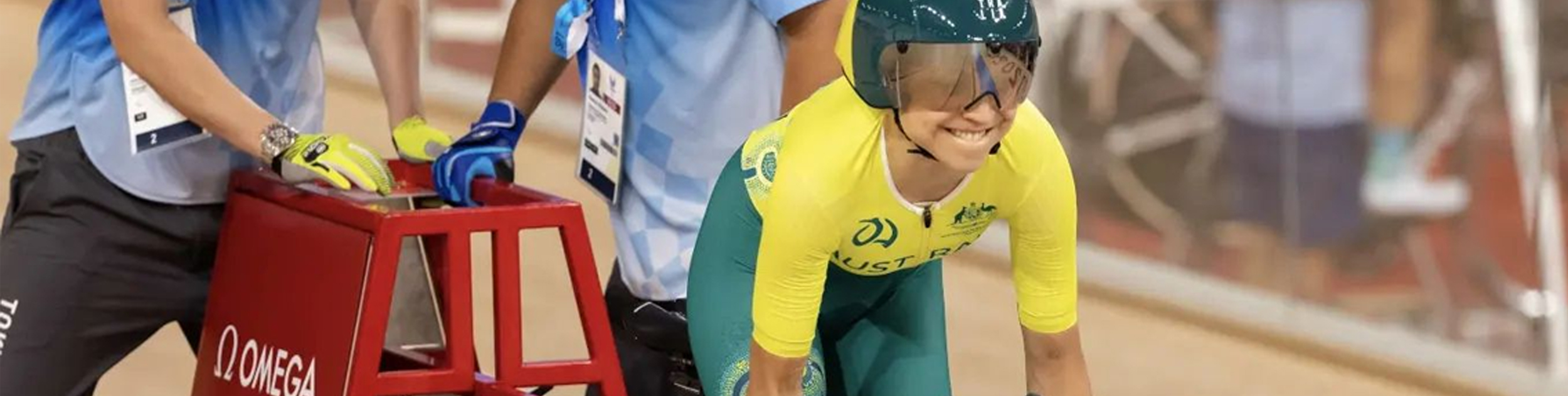 Meg Lemon at the start line on her bike